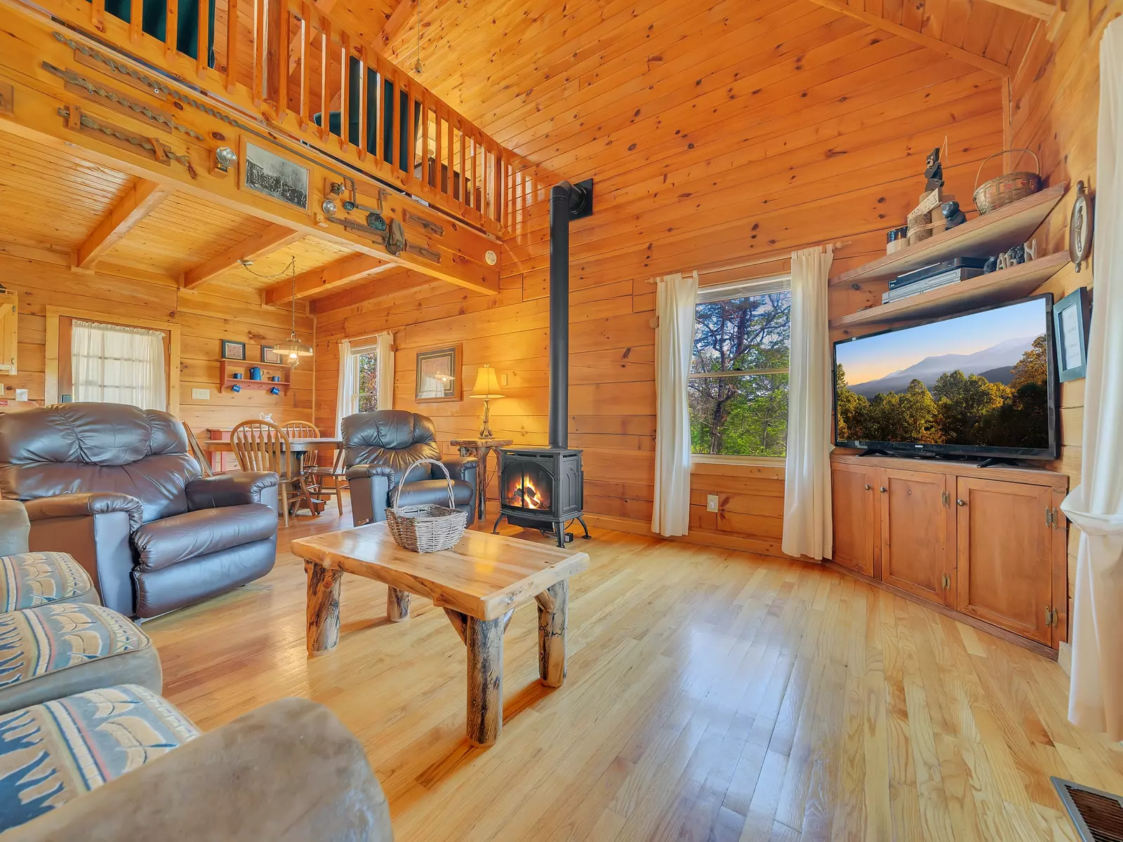 Property image, Exterior, of Evening Shade #129