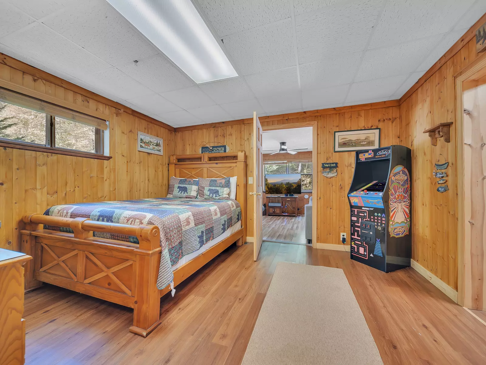 Property image, Exterior, of Bear Footin' #1106