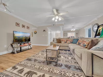 Property image, Exterior, of Bear Hug Hideaway #368