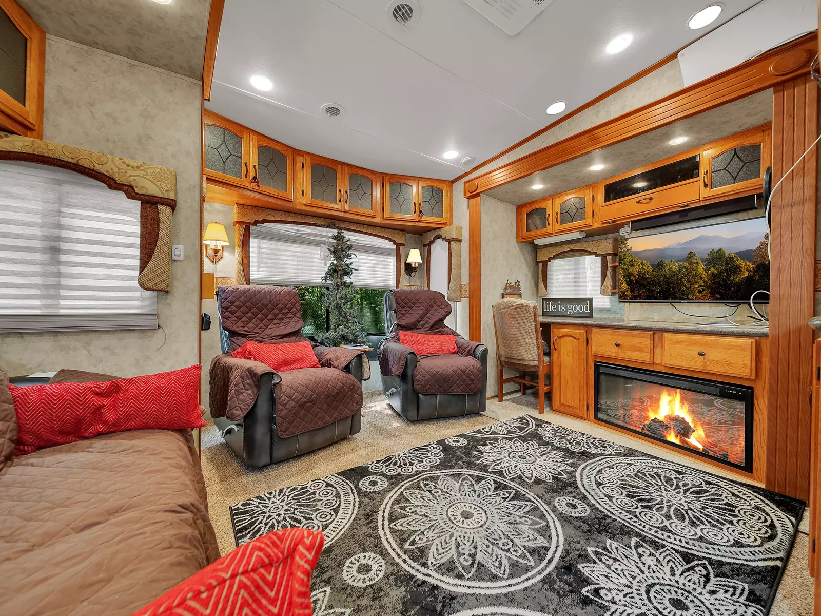 Property image, Exterior, of Glamping On Locust Ridge #1407