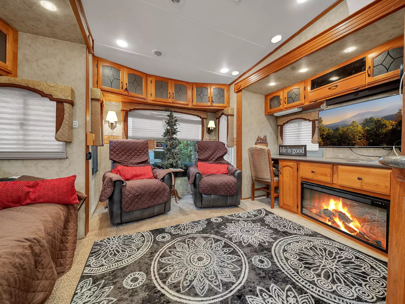 Property image, Exterior, of Glamping On Locust Ridge #1407