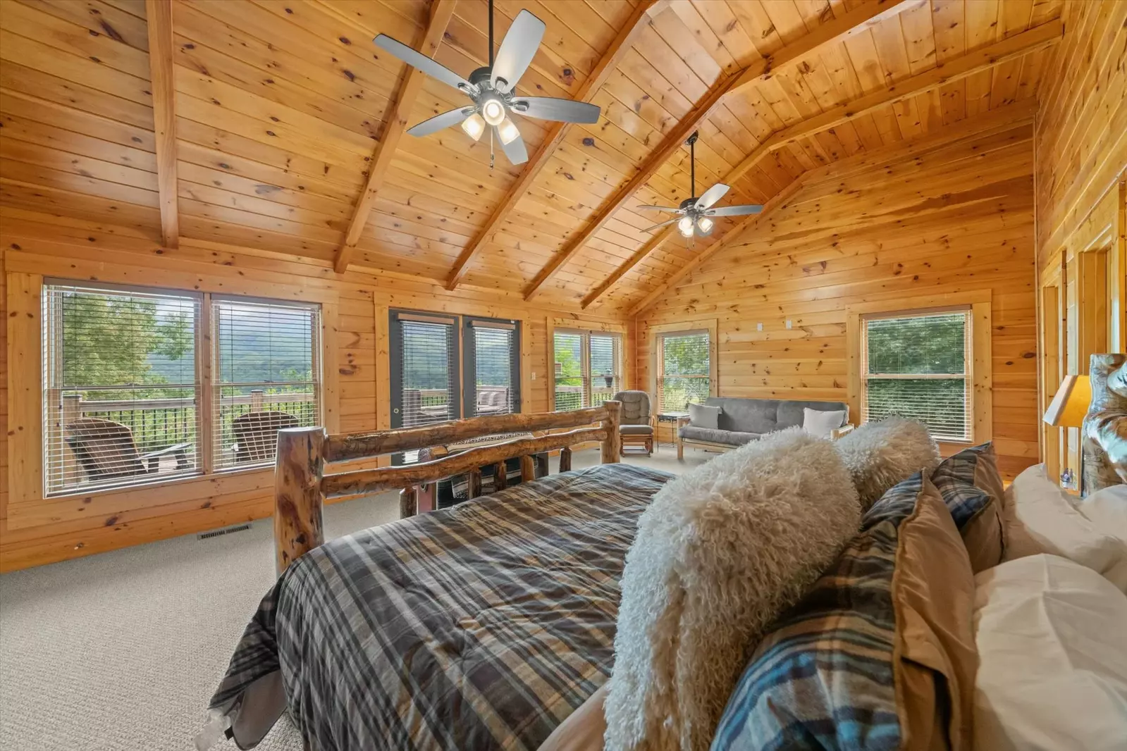 Property image, Exterior, of Three Little Bears Lodge #445