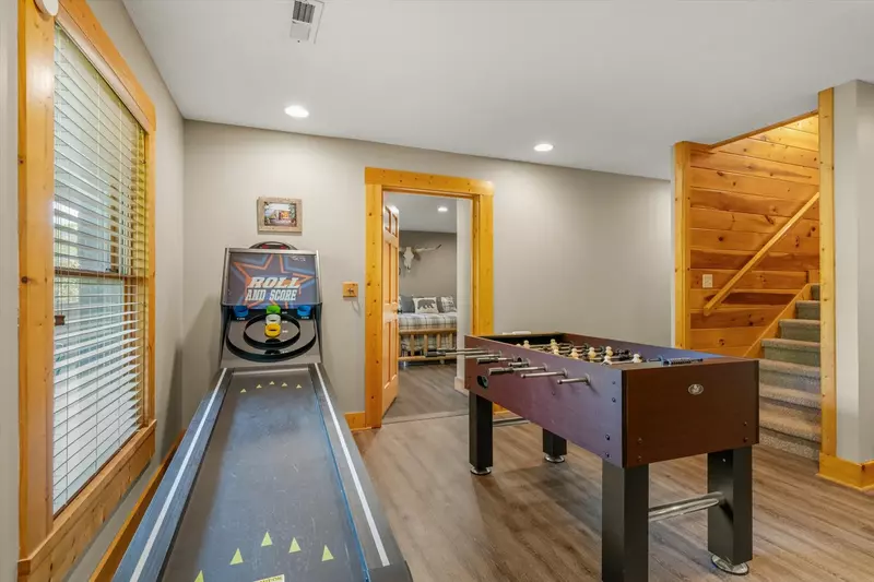 Property image, Exterior, of Three Little Bears Lodge #445