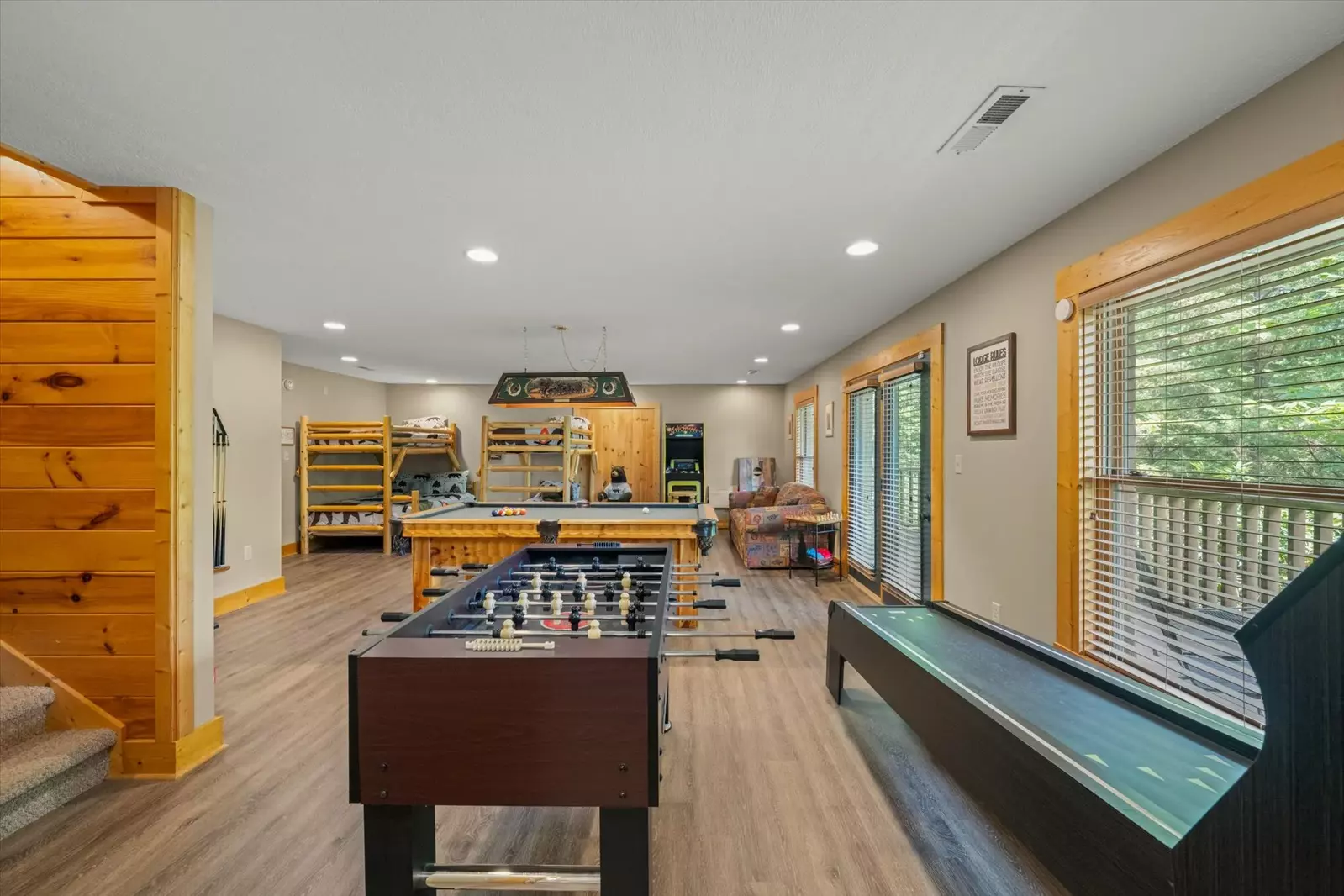 Property image, Exterior, of Three Little Bears Lodge #445