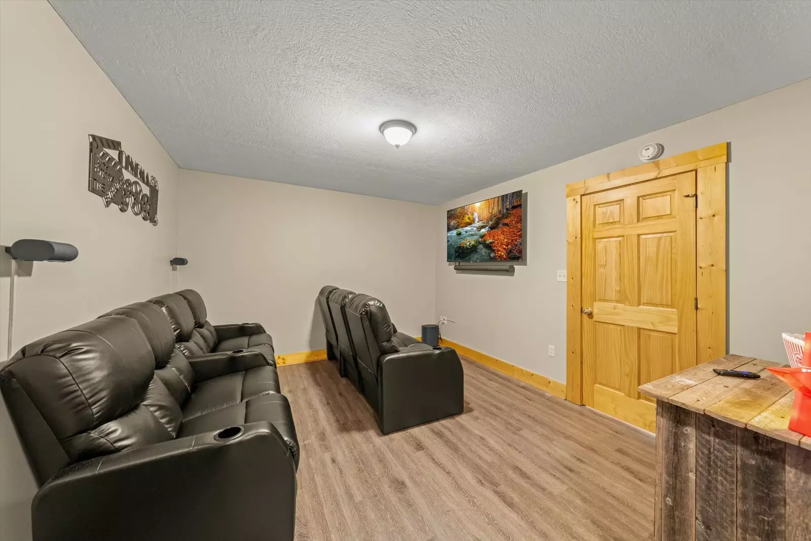 Property image, Exterior, of Three Little Bears Lodge #445