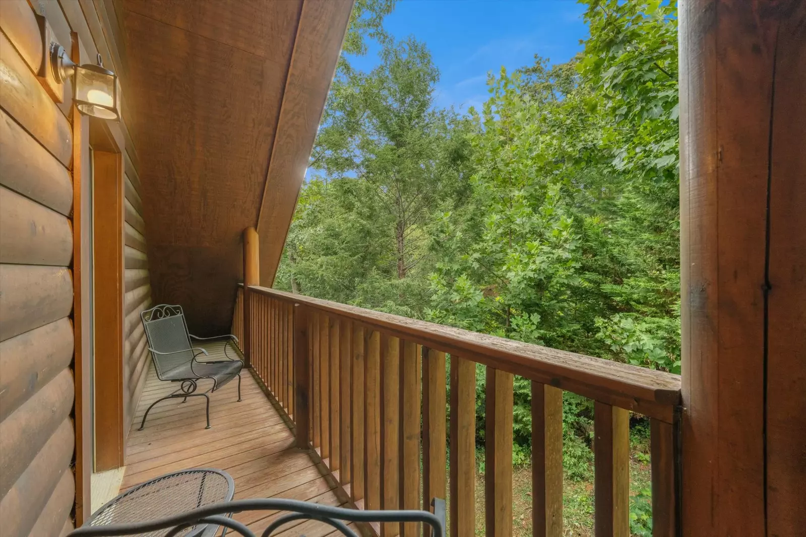 Property image, Exterior, of Three Little Bears Lodge #445