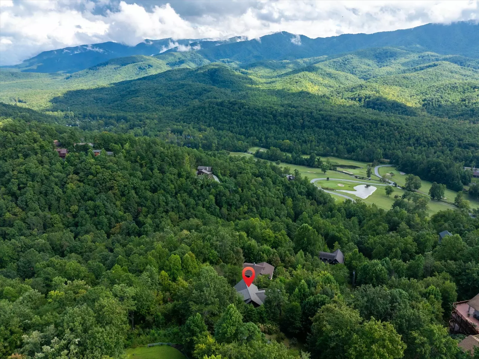 Property image, Exterior, of Three Little Bears Lodge #445