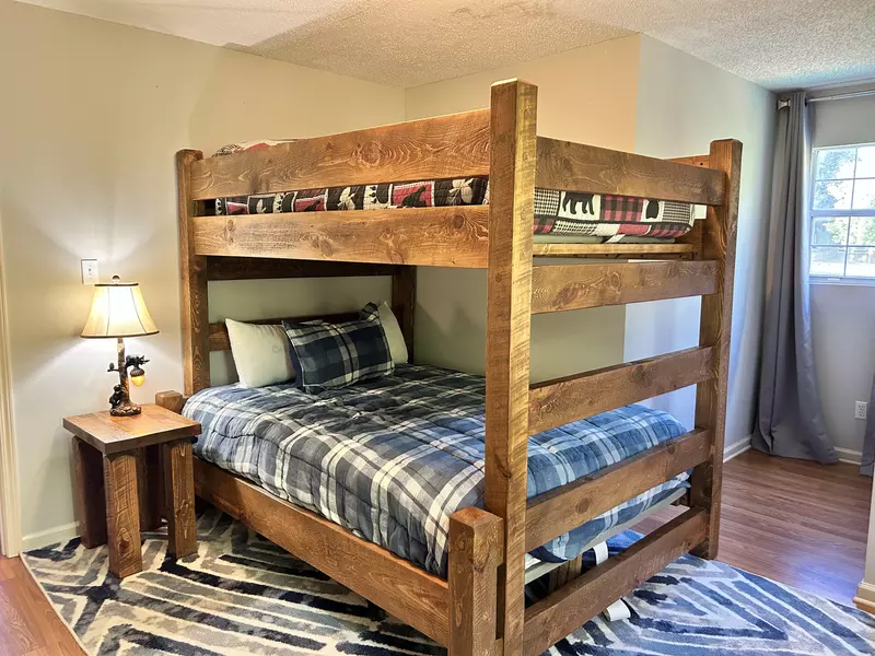 Property image, Exterior, of Creekside #3580