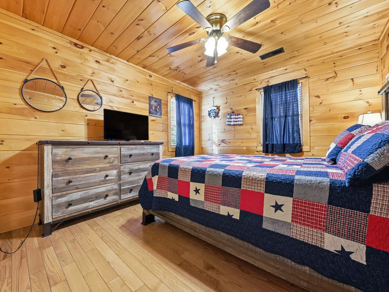 Property image, Exterior, of Heavenly Creekside #276