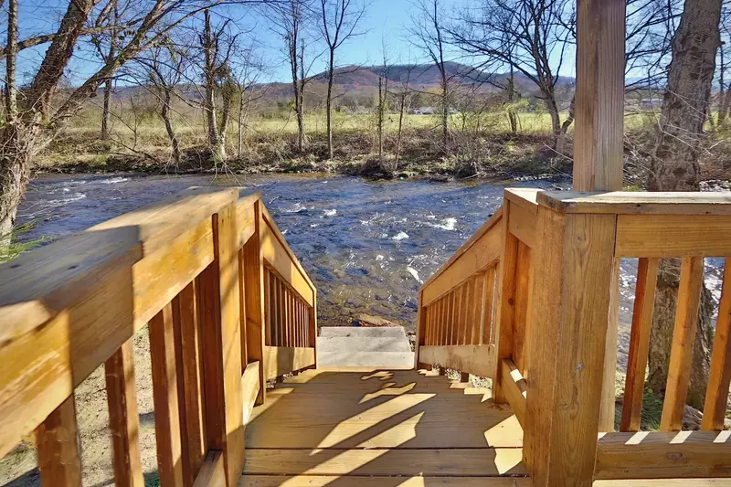 Property image, Exterior, of Heavenly Creekside #276