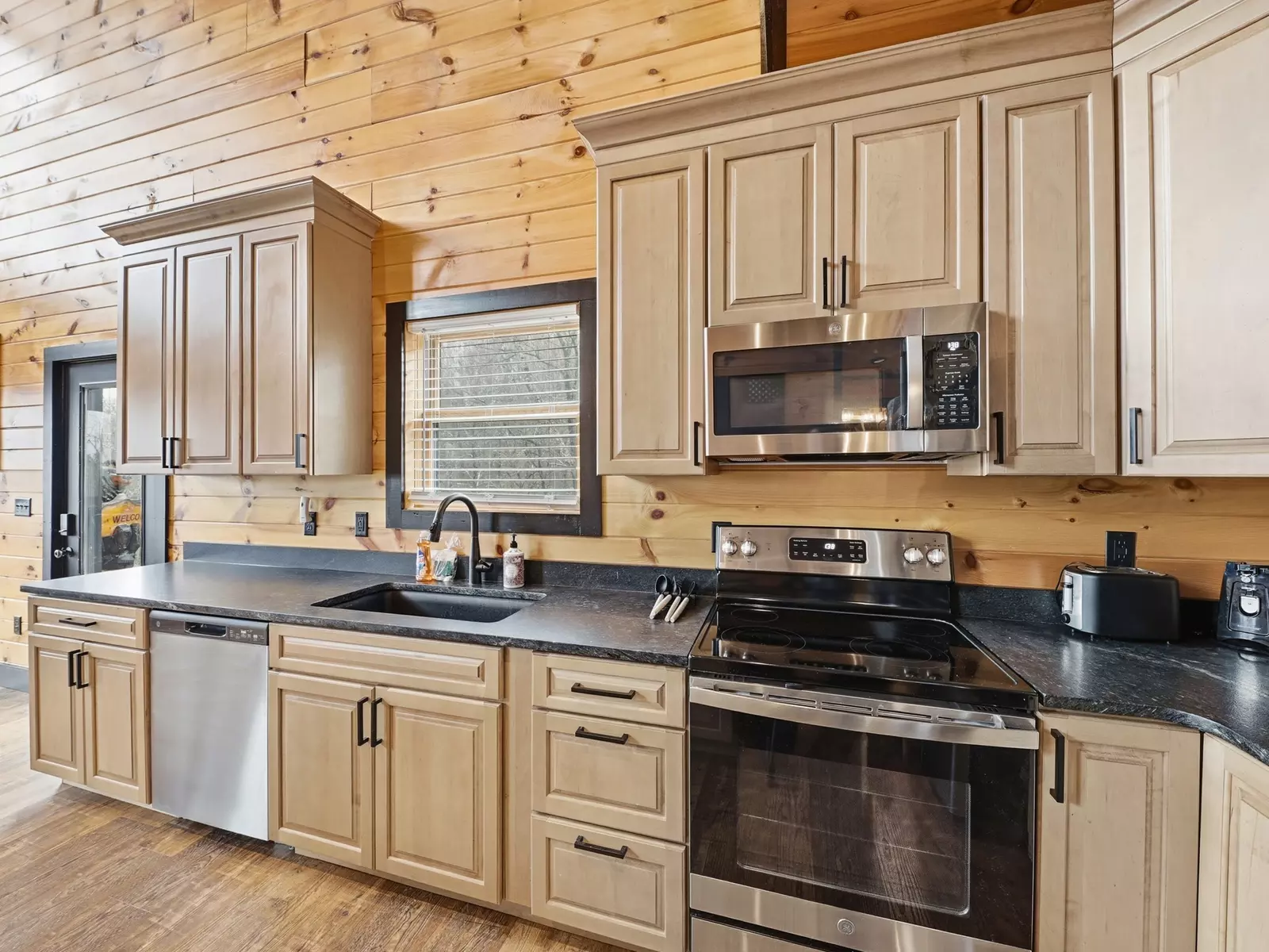 Property image, Exterior, of Buckhead Views #3110