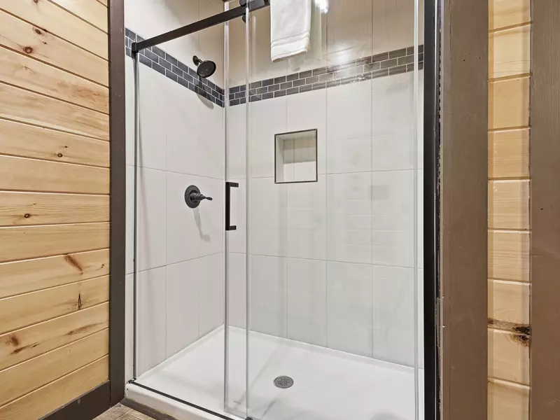 Property image, Exterior, of Falcon Crest #3104