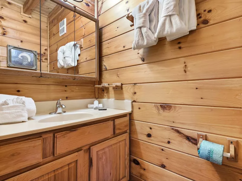 Property image, Exterior, of Wet Bear Paws #146