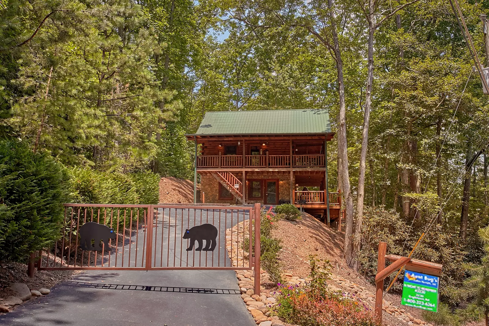 Property image, Exterior, of Browns Bear Den #235