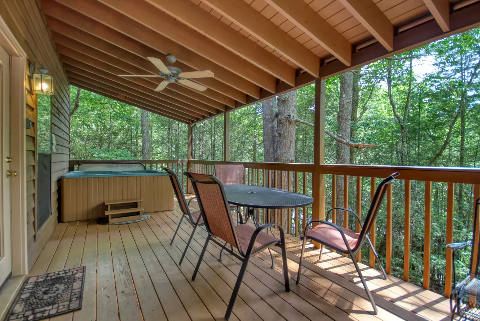 Property image, Exterior, of Mountain Hideaway #338