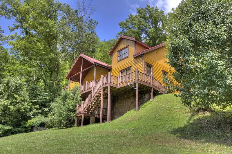 Property image, Exterior, of Mystical Creek Pool Lodge #600