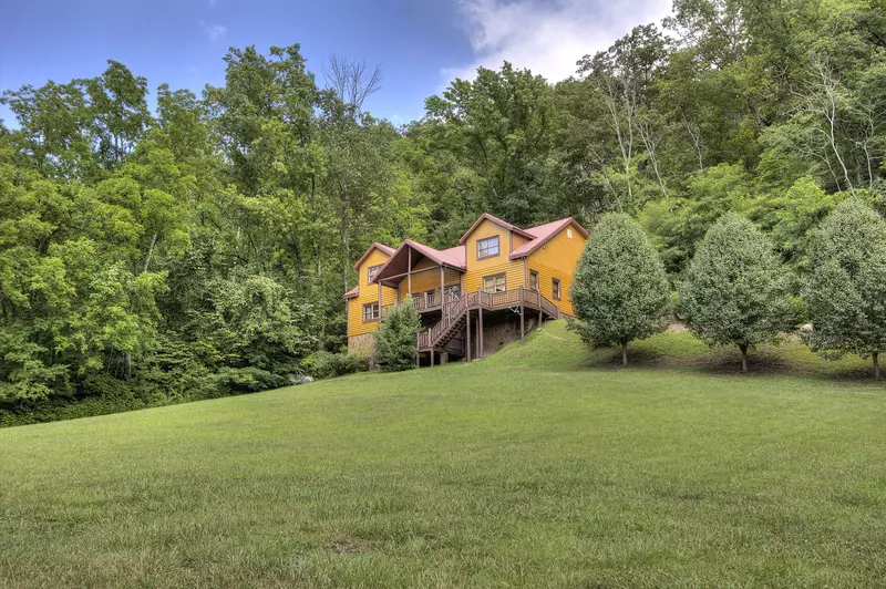 Property image, Exterior, of Mystical Creek Pool Lodge #600