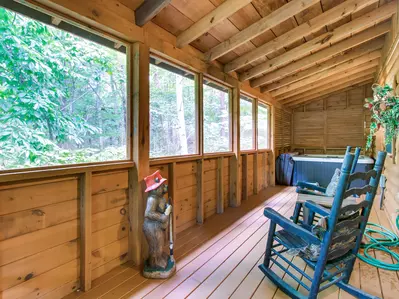 Property image, Exterior, of Cabin Fever #117