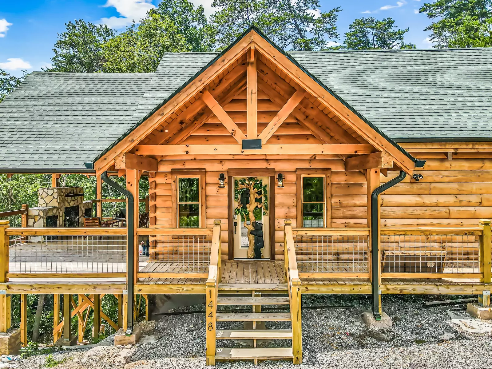 Property image, Exterior, of Red Cedar Lodge #396