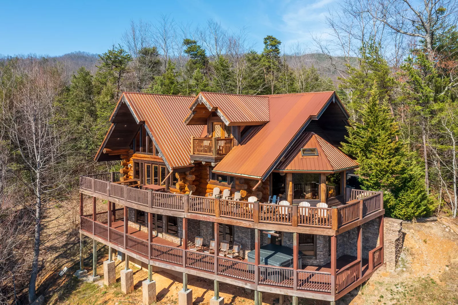 Property image, Exterior, of Cabin Fever Lodge  #750