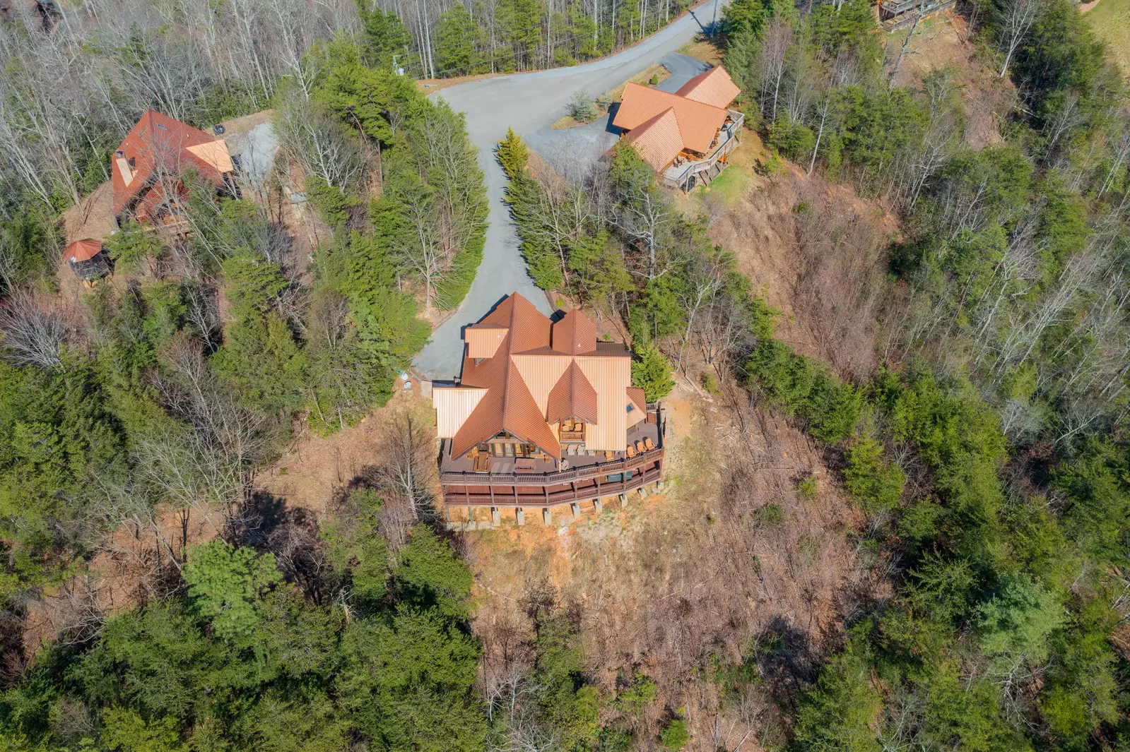 Property image, Exterior, of Cabin Fever Lodge  #750