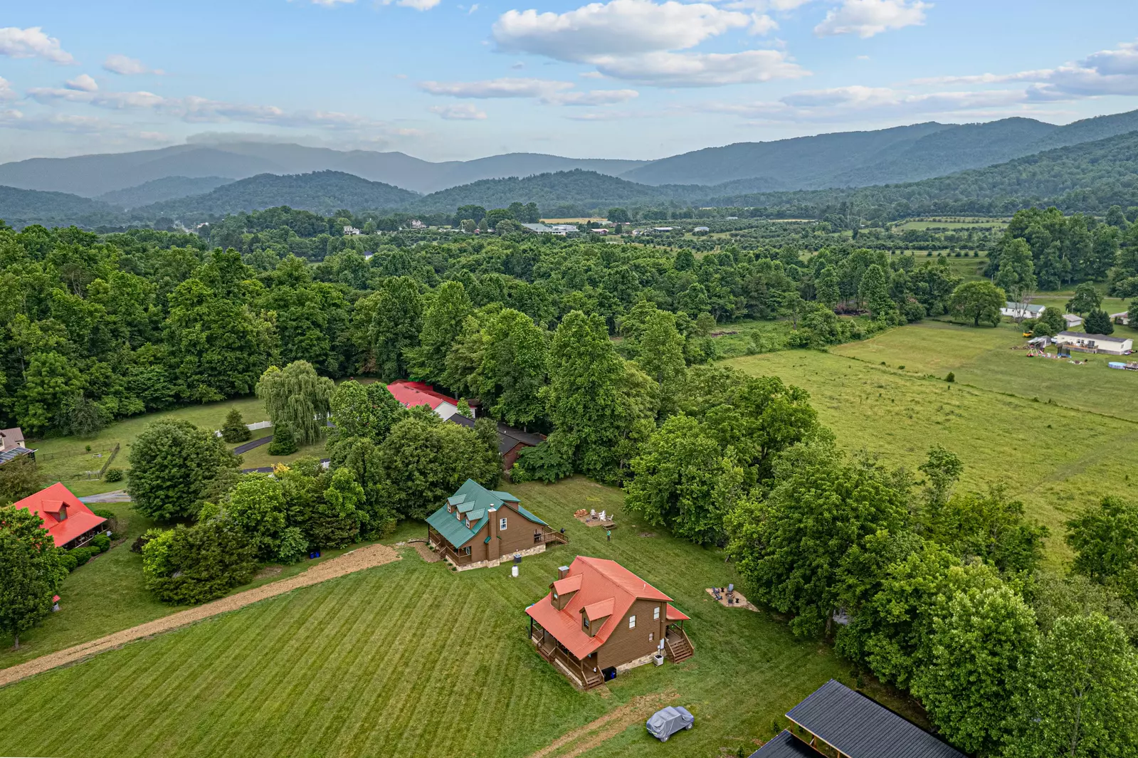 Property image, Exterior, of Brookside Retreat #3584