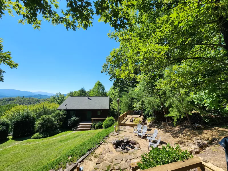 Property image, Exterior, of A Hiker's Dream Lodge #3647