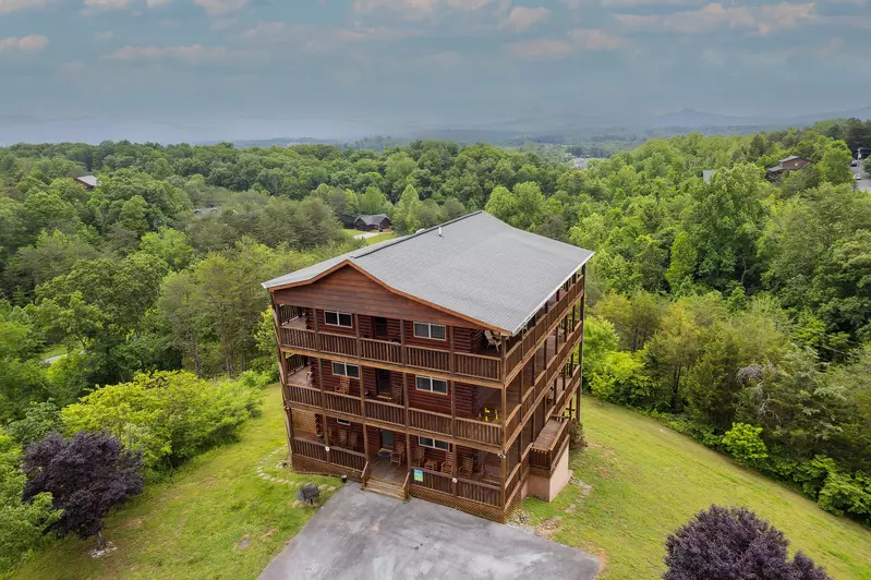 Property image, Exterior, of ROCKY TOP VIEWS #668