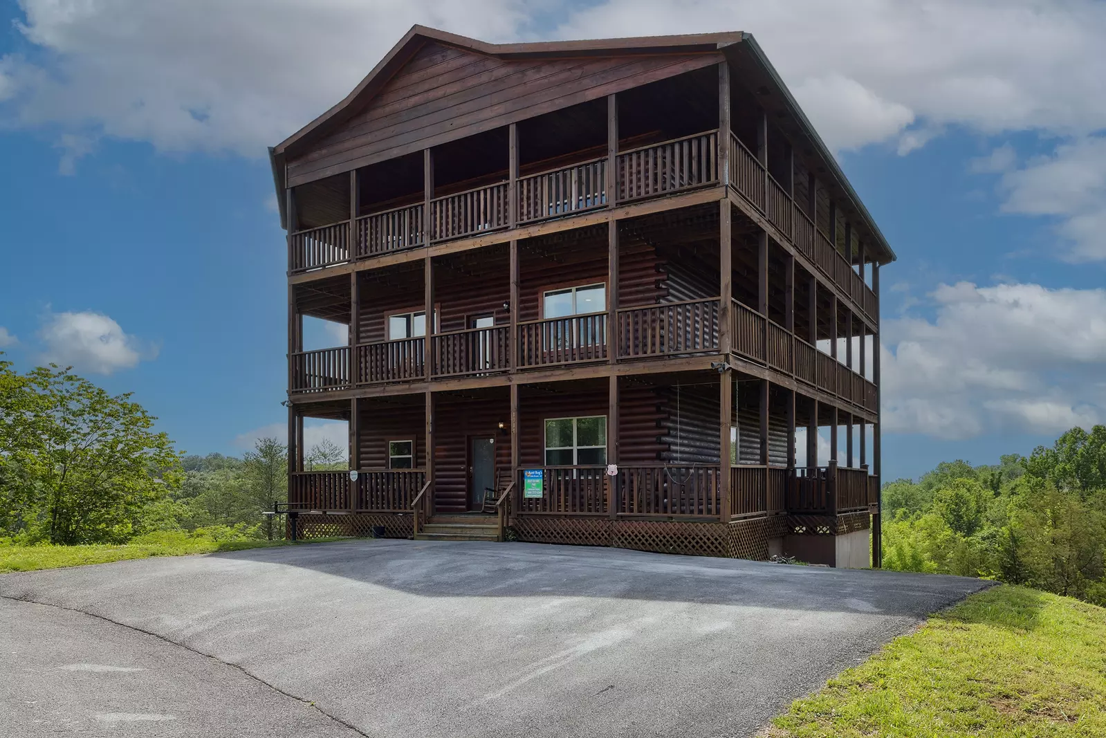 Property image, Exterior, of ROCKY TOP VIEWS #668