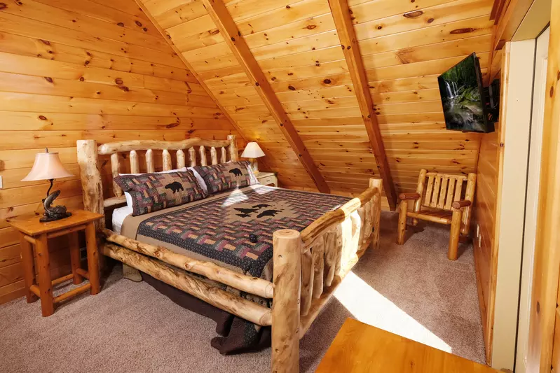 Property image, Exterior, of Smoky Treehouse Lodge  #614