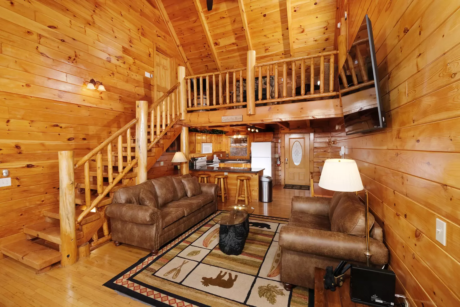 Property image, Exterior, of Smoky Treehouse Lodge  #614