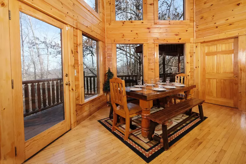 Property image, Exterior, of Smoky Treehouse Lodge  #614