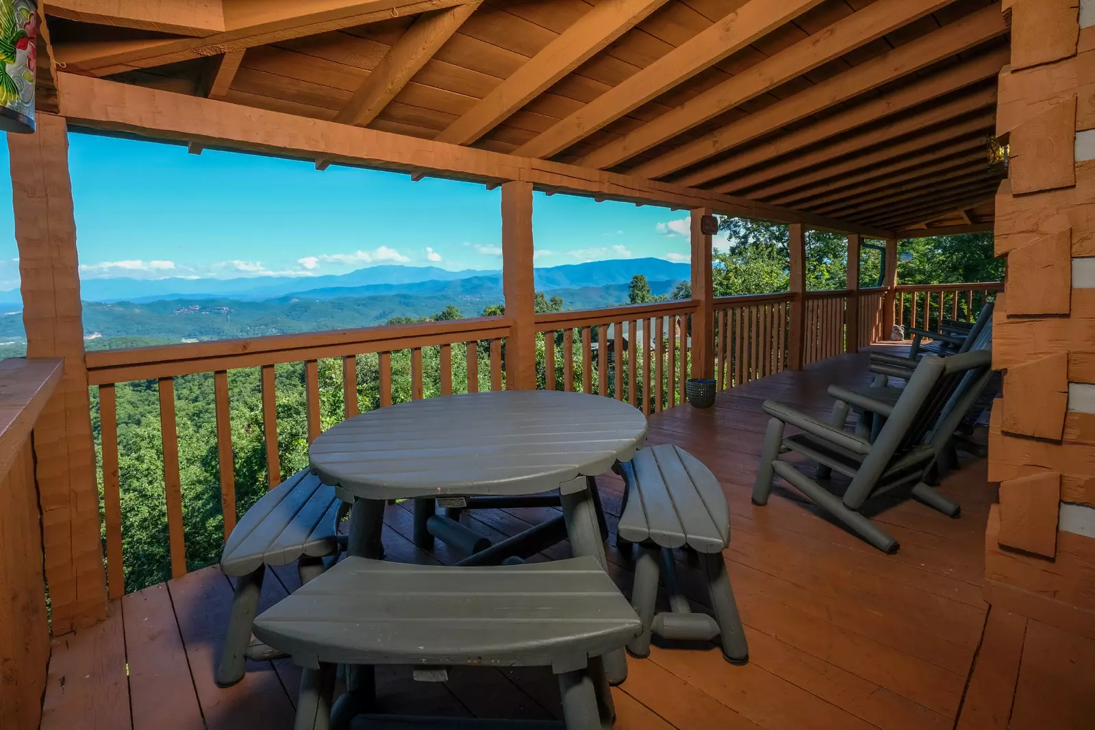 Property image, Exterior, of Cloud Nine Views #310