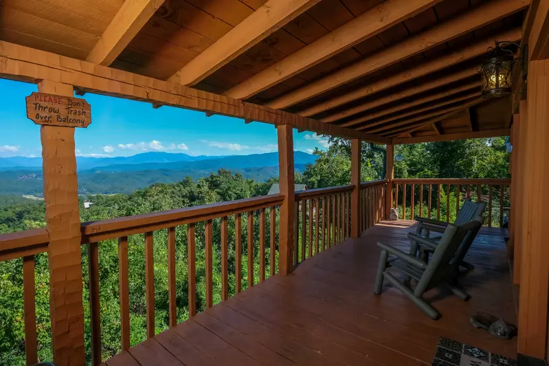 Property image, Exterior, of Cloud Nine Views #310