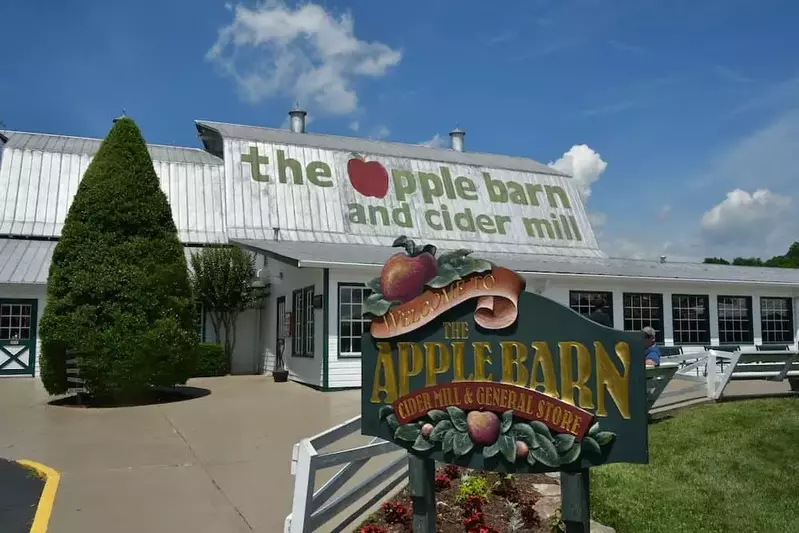 Apple Barn and Cider Mill