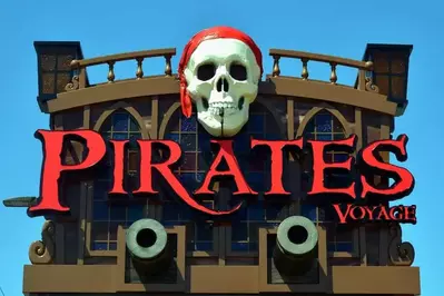 pirates voyage in Pigeon Forge tn sign