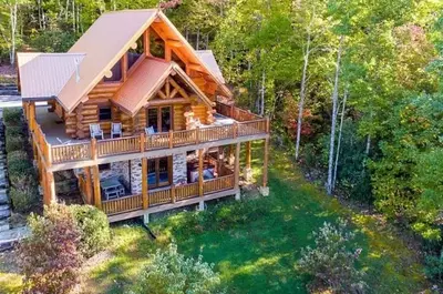 A Cut Above secluded cabin