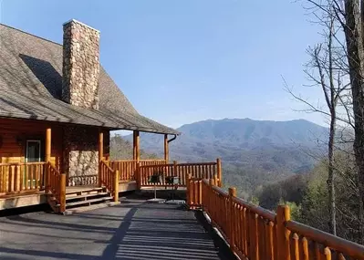 The Splash Mansion cabin in the Smoky Mountains in winter.