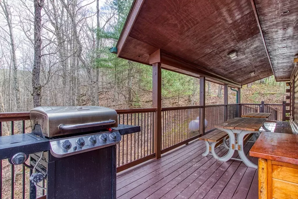 Property image, Exterior, of Hugged By The Smokies #330