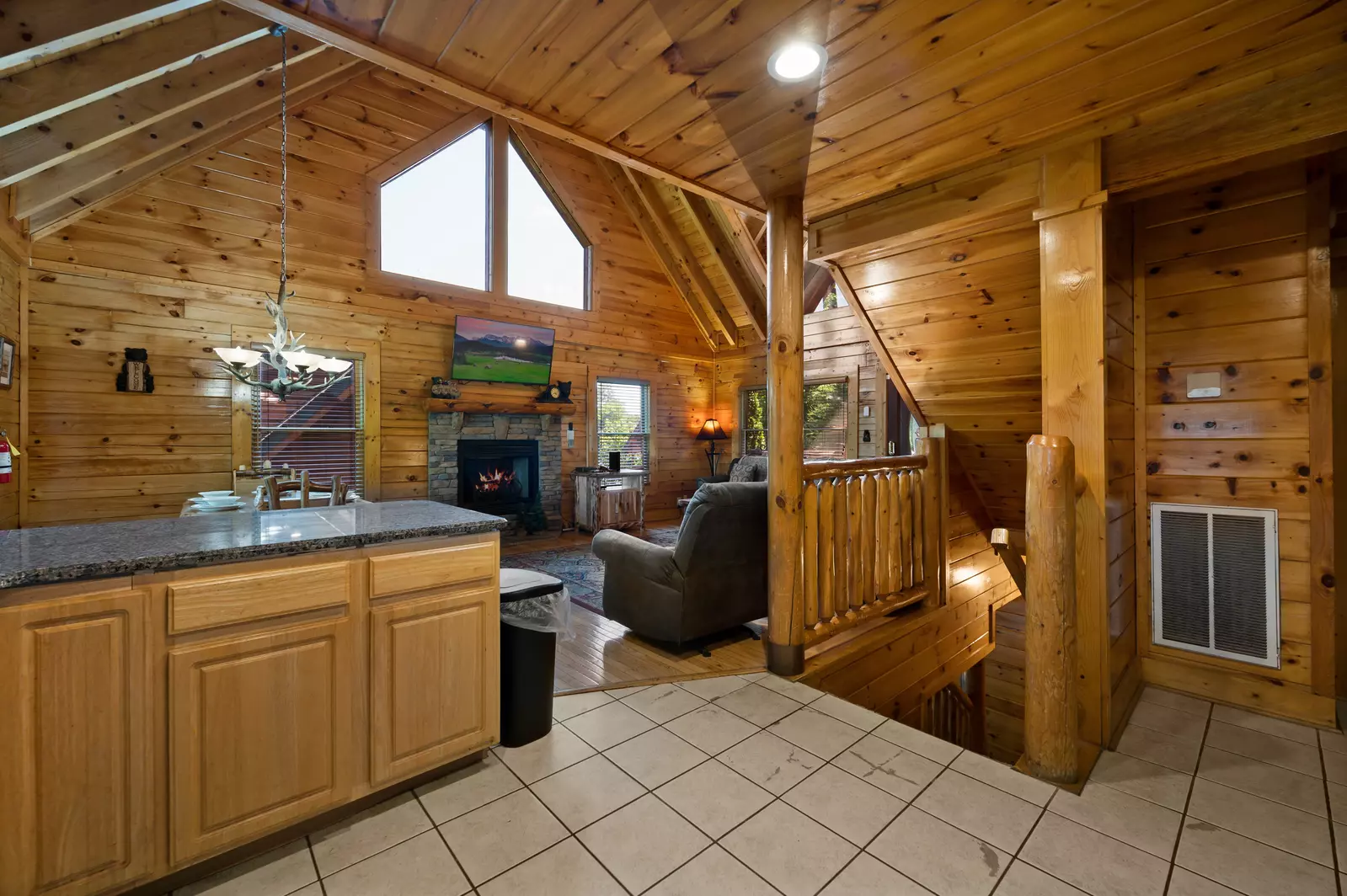 Property image, Exterior, of Mountain Paws #526