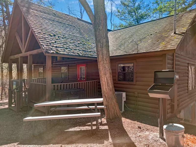 Property image, Exterior, of Cottage In The Pines #297