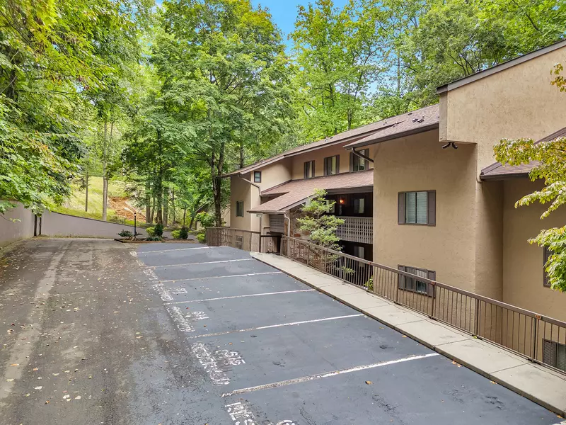 Property image, Exterior, of Bear Hug Hideaway #368