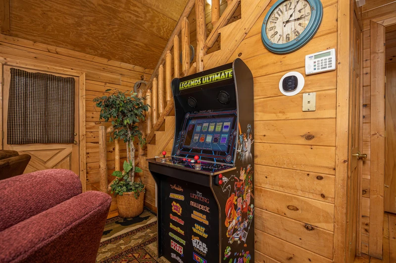 Property image, Exterior, of Lincoln Logs #2912