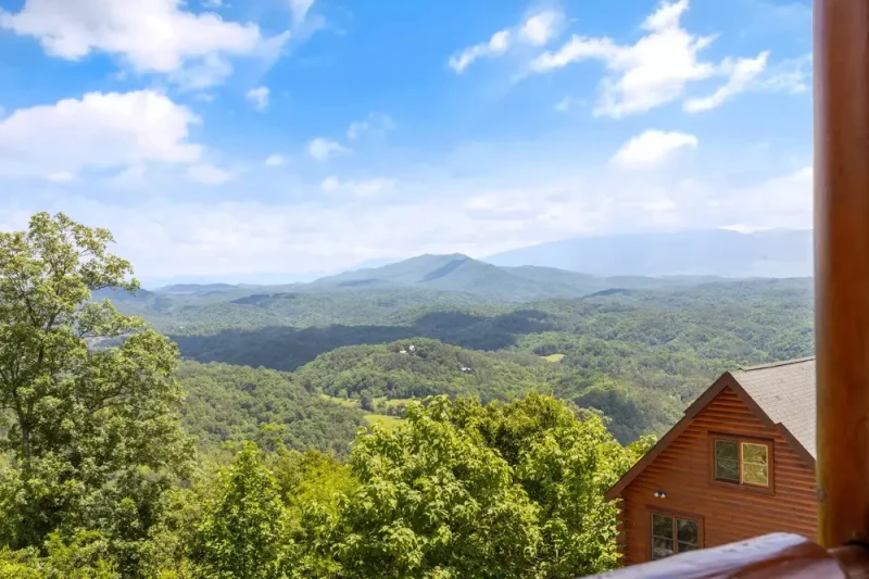 mountain view from Tennessee Treasure cabin