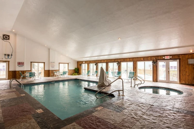 Resort Indoor Pool & Hot Tub