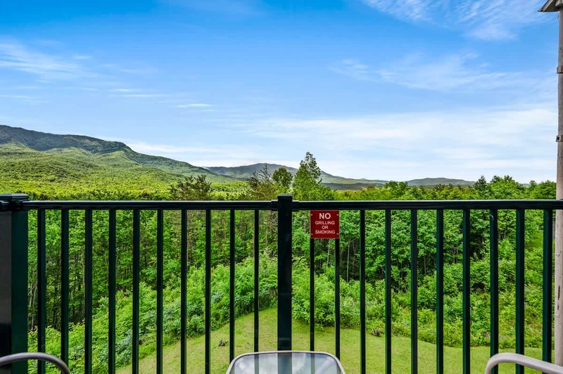 Peak View Paradise