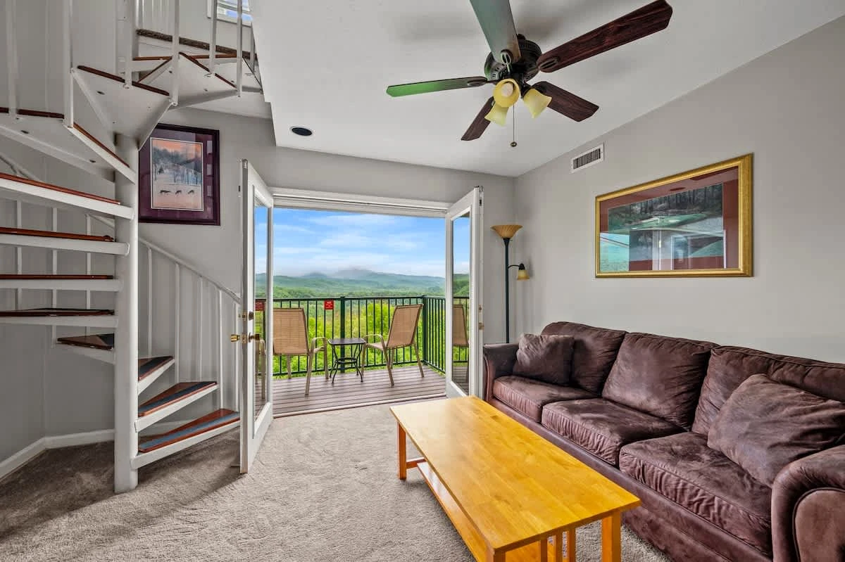 Smoky Ridge Retreat