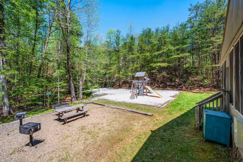 Shared Amenity - Playgrounds & Grill