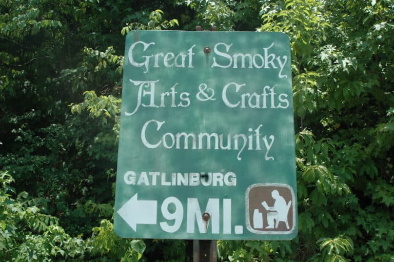 Everything You Need to Know About the Gatlinburg Craftsmen's Fair